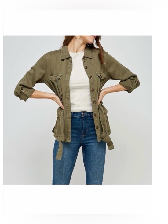 Altar'd State Jackets & Blazers - ALTAR’D STATE • Olive Green Utility Jacket - Women's Casual Button Down Jacket
